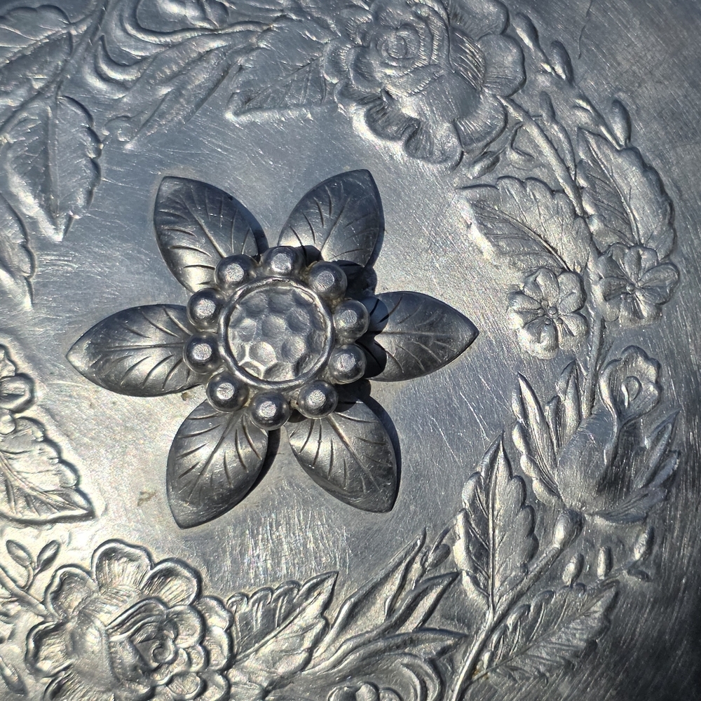 RARE Vintage Covered Serving Dish w/ Glass Divided Insert – Floral Lid – 3 Piece - Picture 7 of 7